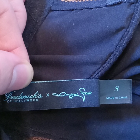 Frederick's of Hollywood boosteie and stockings - Picture 9 of 14